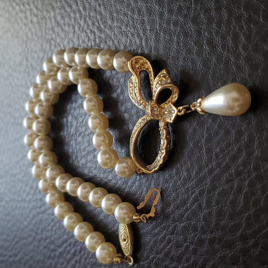 Vtg Necklace